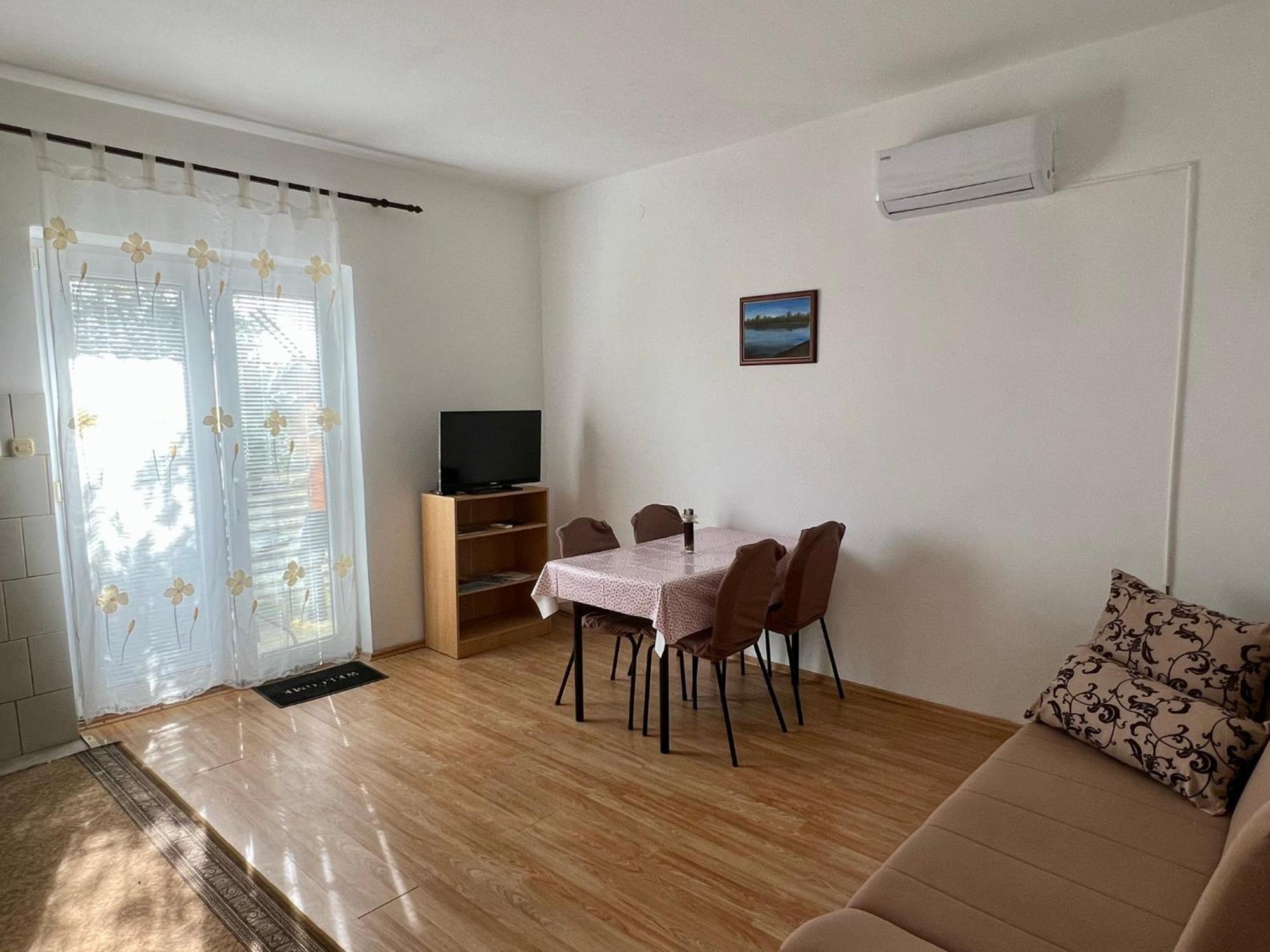 Apartments Monika Bibinje Eksteriør billede