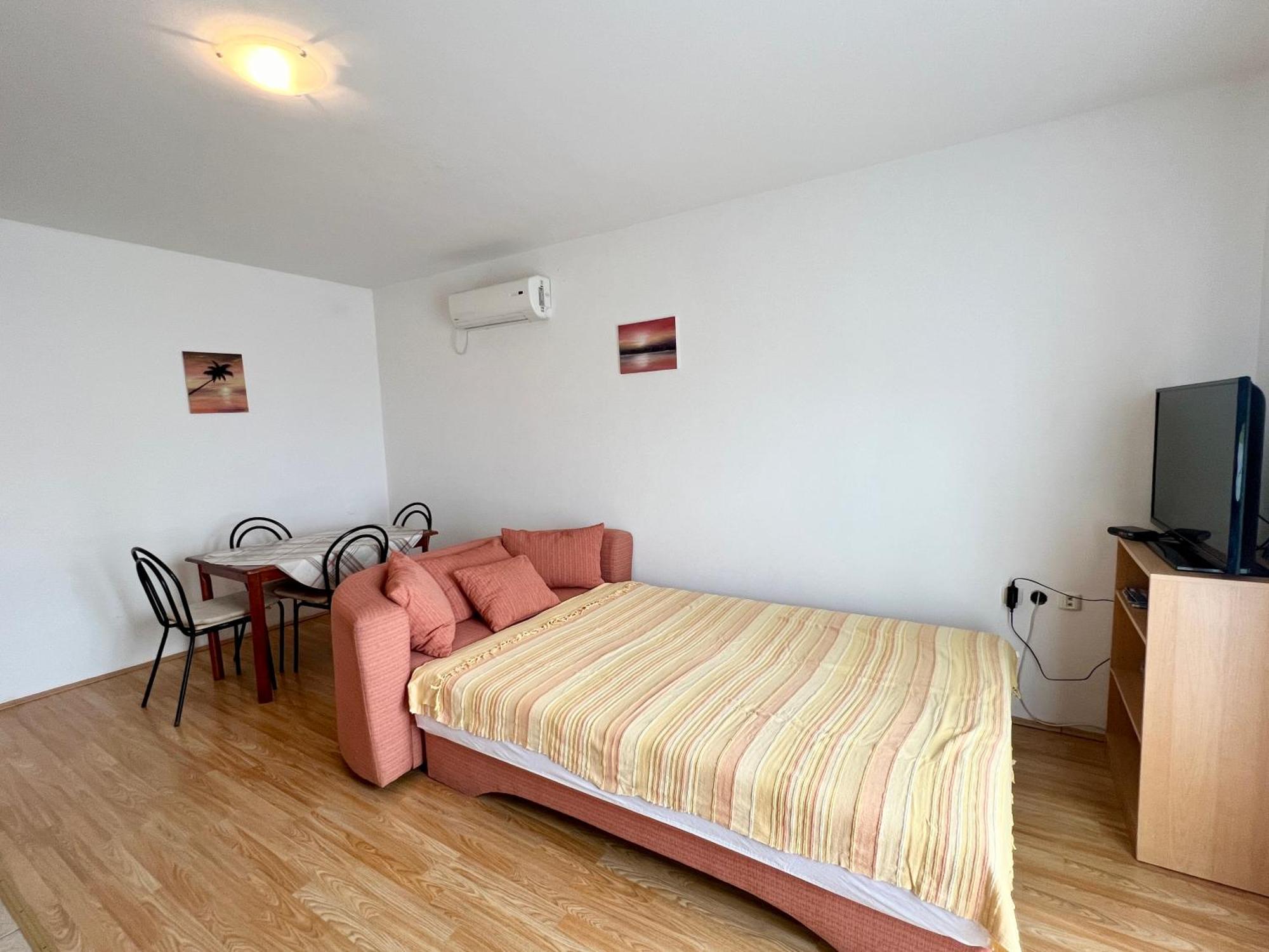Apartments Monika Bibinje Eksteriør billede